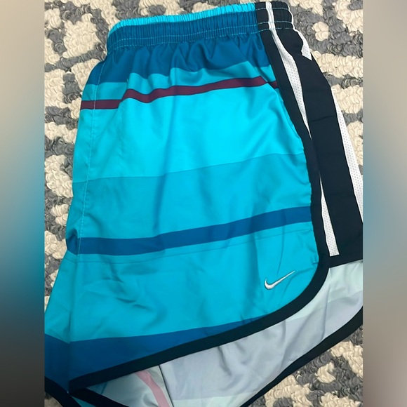 Nike Shorts - Picture 2 of 2